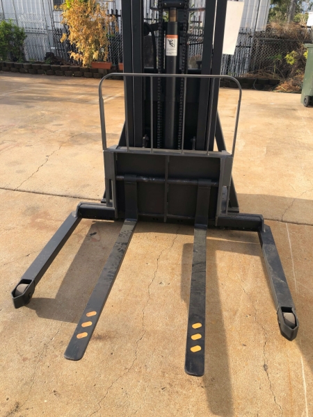 Crown Walkie Stacker 20IMT130A Refurbished